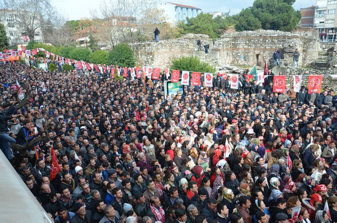 MHP LİDERi DEVLET BAHÇELİ AKHİSARLILAR İLE BULUŞTU